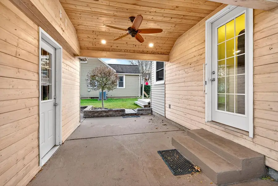 617 W Seymour STREET, Appleton, WI 54915 - Image #3