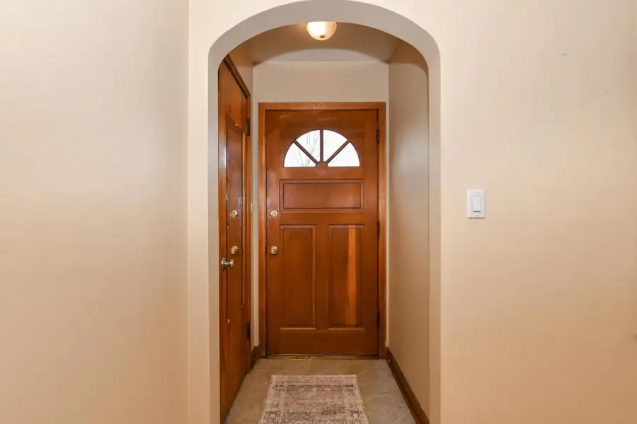 3945 E Layton AVENUE, Cudahy, WI 53110 - Image #3