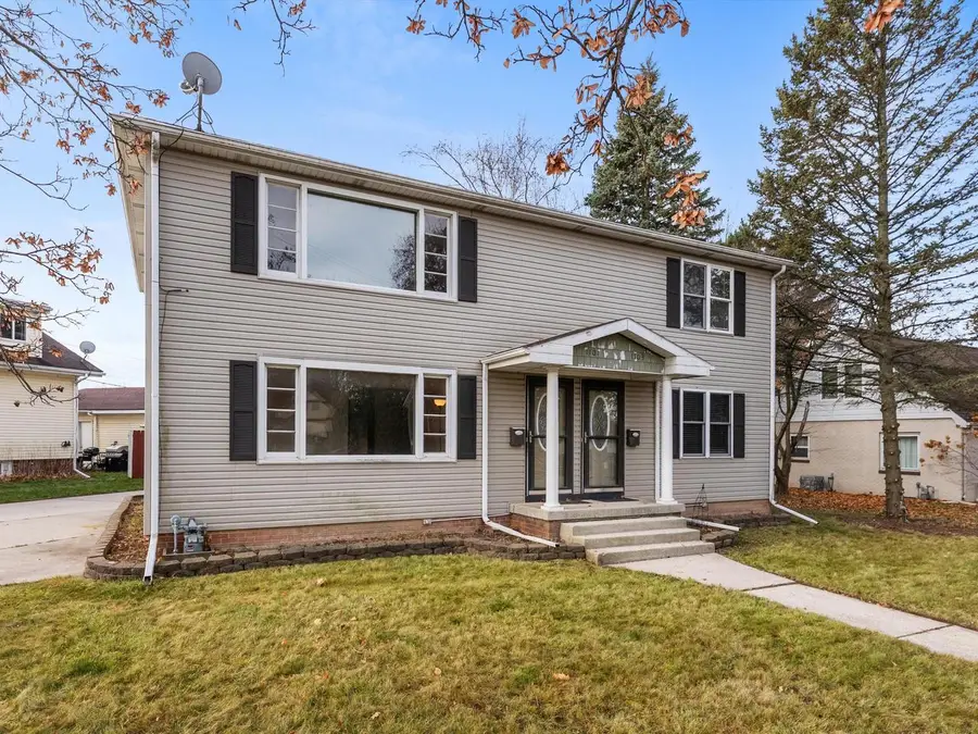 1101 Nagle AVENUE #1103, Manitowoc, WI 54220 - Image #2