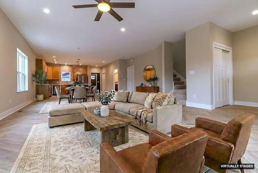 1800 E Hillcrest AVENUE, Milwaukee, WI 53207 - #2