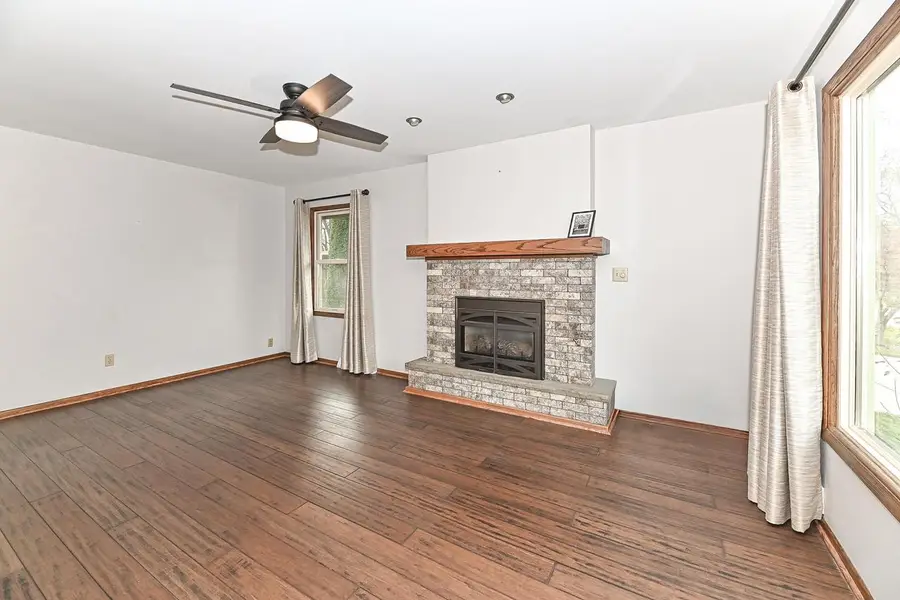 3327 Southwood DRIVE, Racine, WI 53406 - Image #3