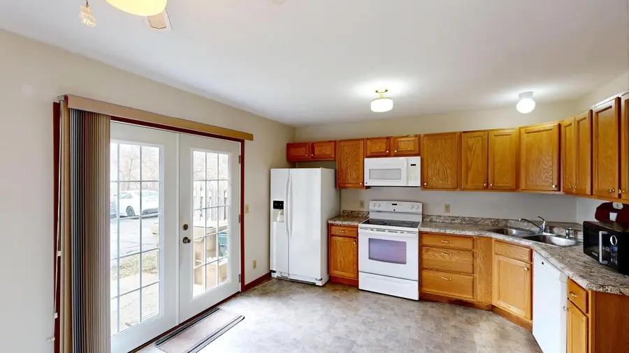 302 Swanton Road, Madison, WI 53714 - Image #2