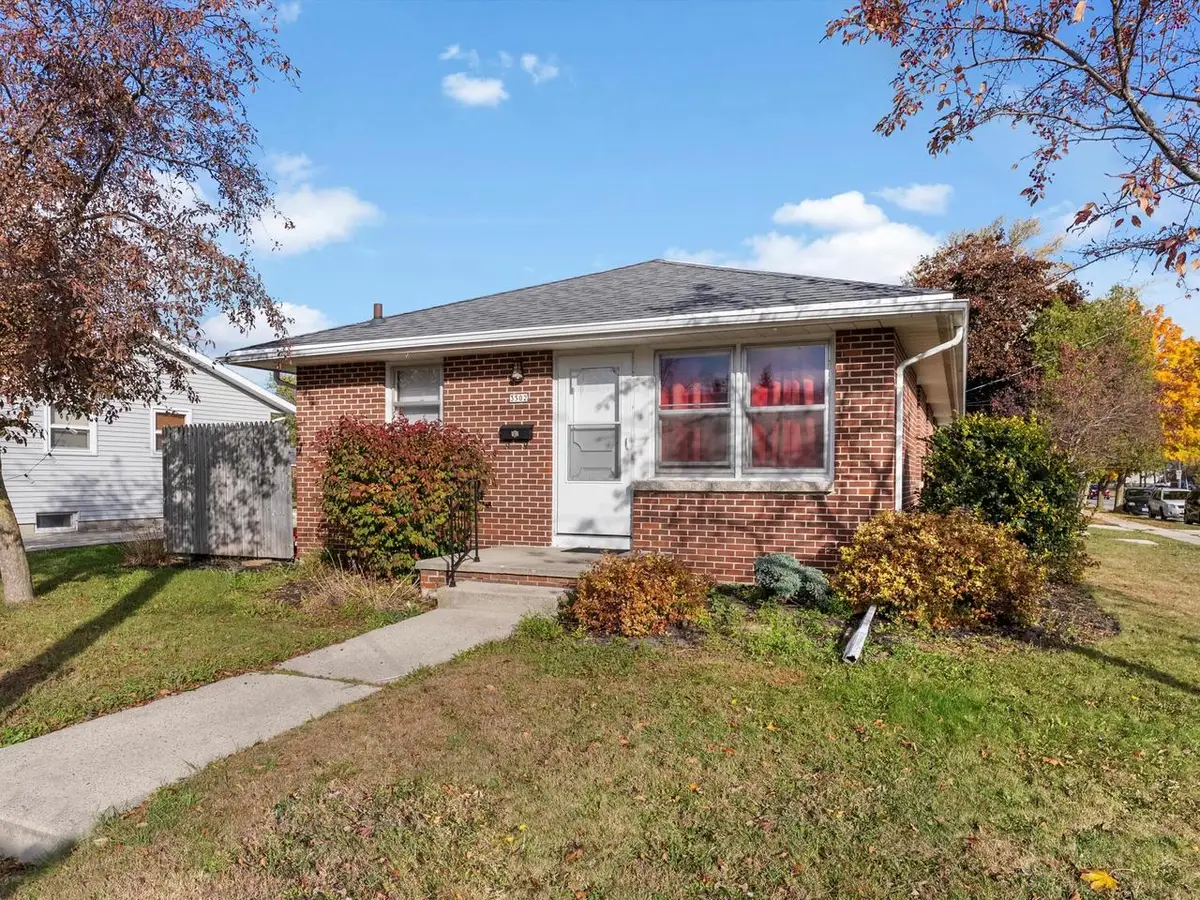 3502 W Marshall STREET, Manitowoc, WI 54220 - Image #1