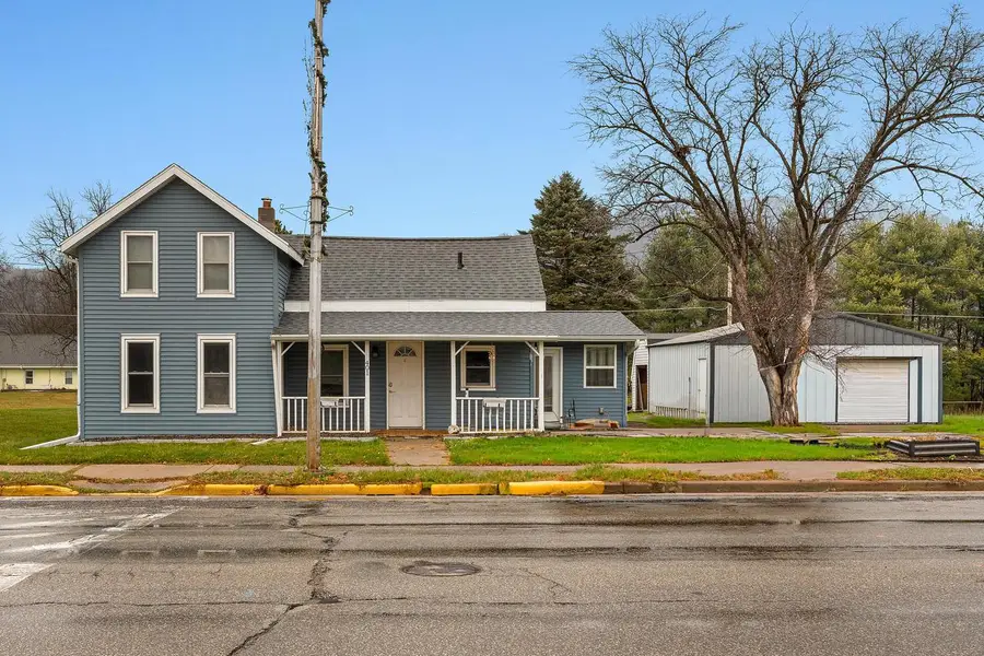 401 Central AVENUE, Coon Valley, WI 54623 - Image #2