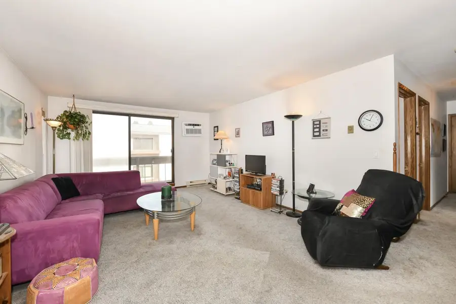 1876 Haymarket ROAD #8, Waukesha, WI 53189 - Image #2