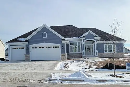 1940 N Creek DRIVE #Lt111, Grafton, WI 53024