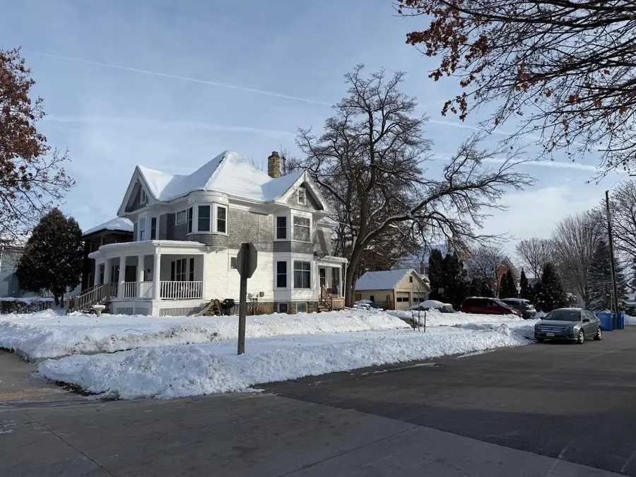 215 S Church STREET #215 1/2, Watertown, WI 53094 - Image #2