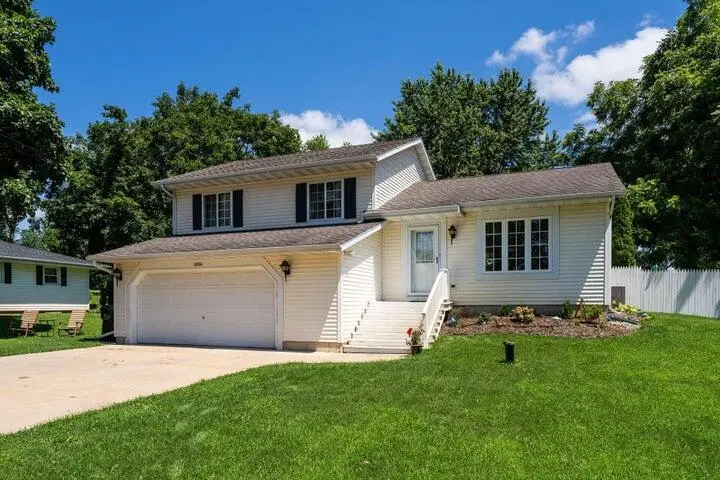 N7686 Rendell DRIVE, Elkhorn, WI 53121 - Image #1