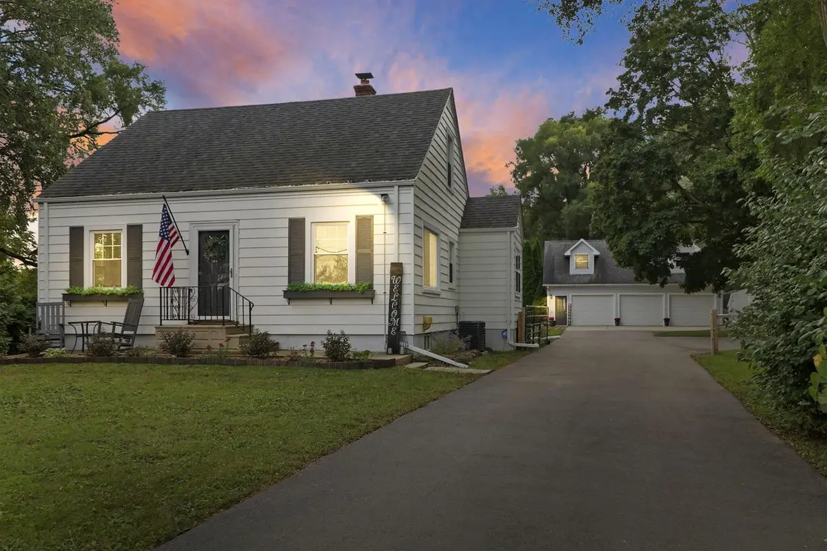 9105 Gittings ROAD, Mount Pleasant, WI 53406 - Image #1