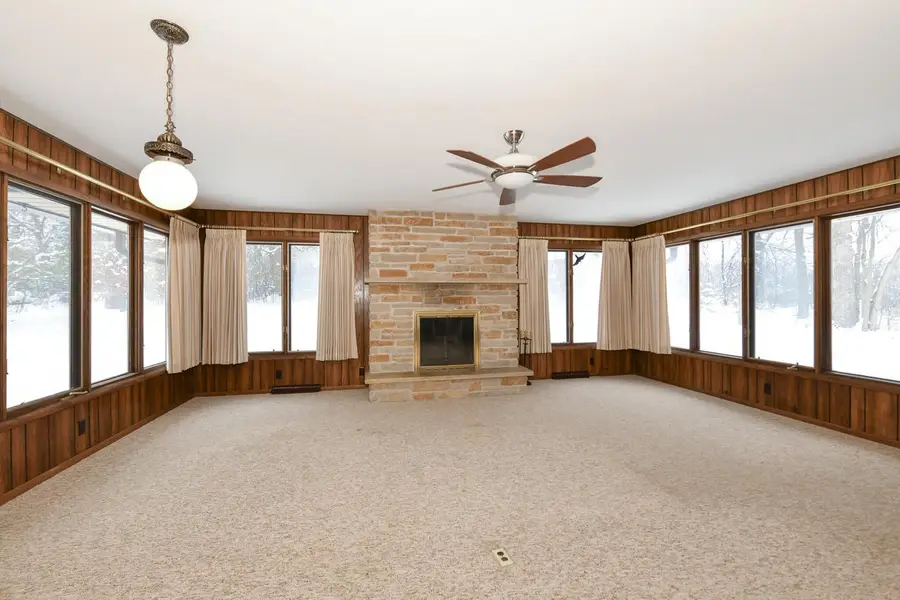 S40W26950 Oak Grove LANE, Waukesha, WI 53189 - Image #2