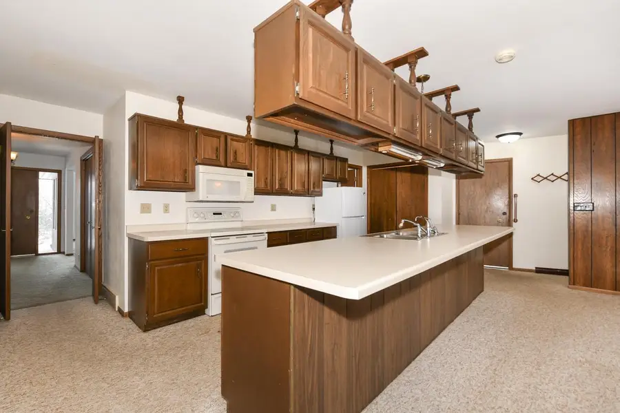 S40W26950 Oak Grove LANE, Waukesha, WI 53189 - Image #3