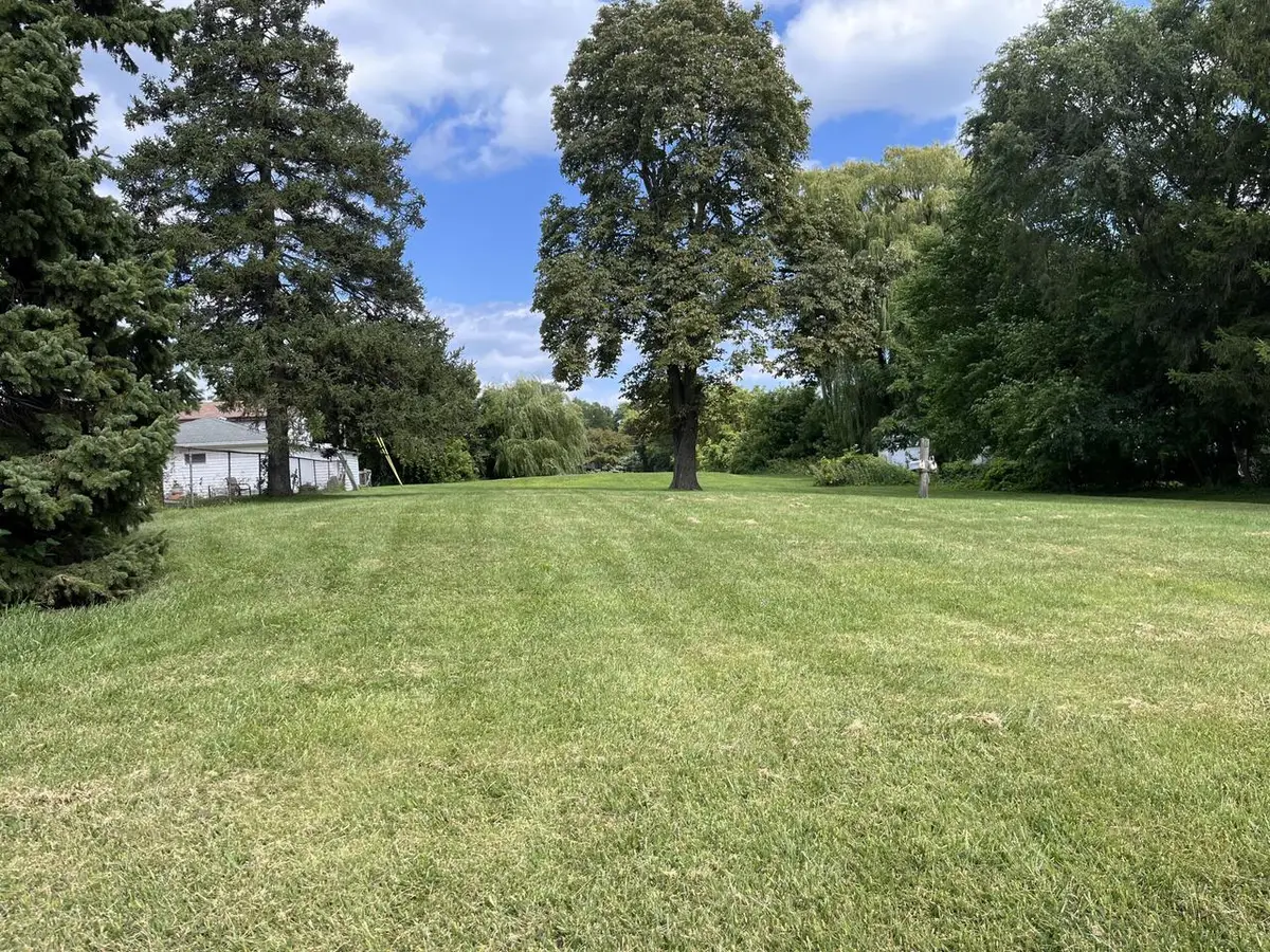 3814 S KINNICKINNIC AVENUE, Milwaukee, WI 53235 - #1