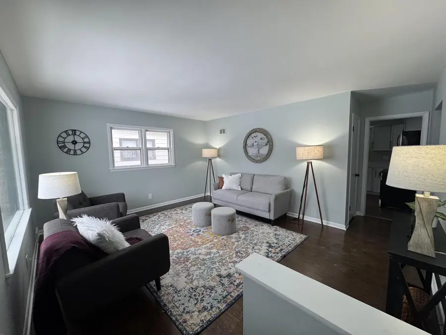 9331 W Elmore AVENUE, Milwaukee, WI 53222 - Image #3