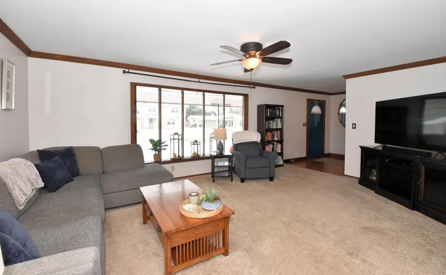 631 Hialeah DRIVE, Racine, WI 53402 - Image #2