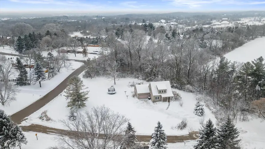 S72W22075 Patrick DRIVE, Muskego, WI 53150 - Image #2