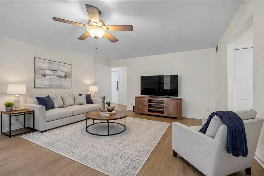 411 Western AVENUE, Plymouth, WI 53073 - Image #2