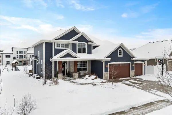 W47N849 Bobolink AVENUE, Cedarburg, WI 53012