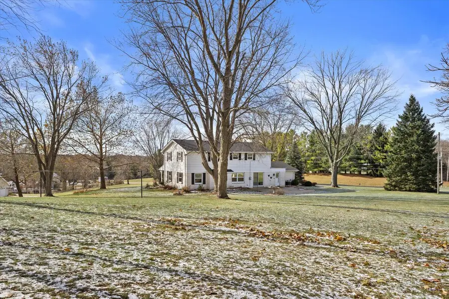 W300S3280 Snowdon DRIVE, Waukesha, WI 53189 - Image #3