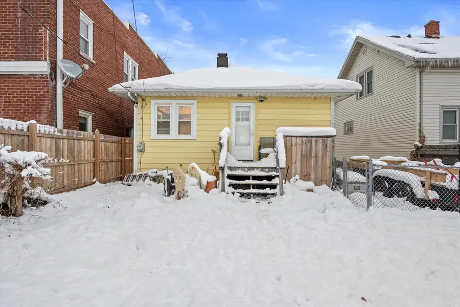 1606 Grove AVENUE, Racine, WI 53405 - Image #3