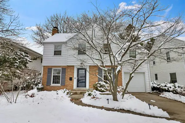 438 Shoreland DRIVE, Racine, WI 53402
