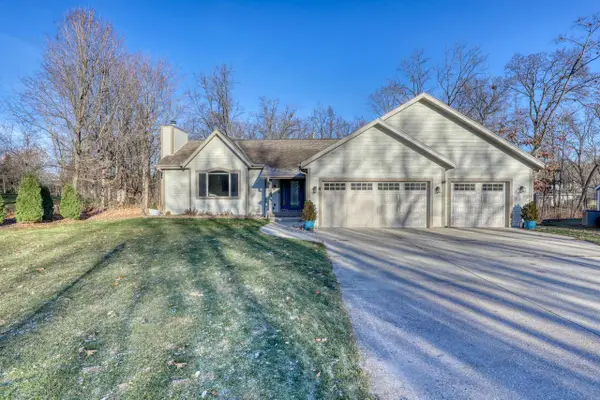 S77W19942 Holly Patch COURT, Muskego, WI 53150