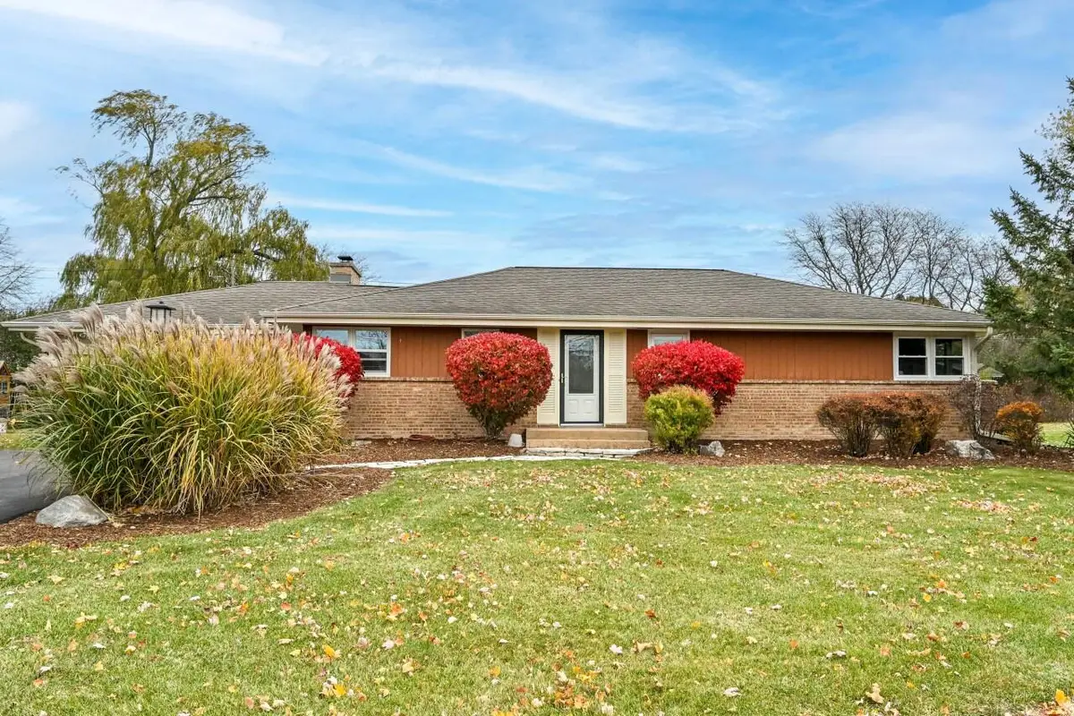 9032 N Regent ROAD, Bayside, WI 53217 - Image #1