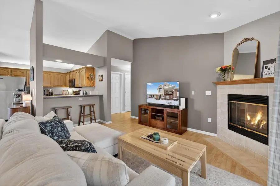 6936 Dale DRIVE #3, Racine, WI 53402 - Image #2