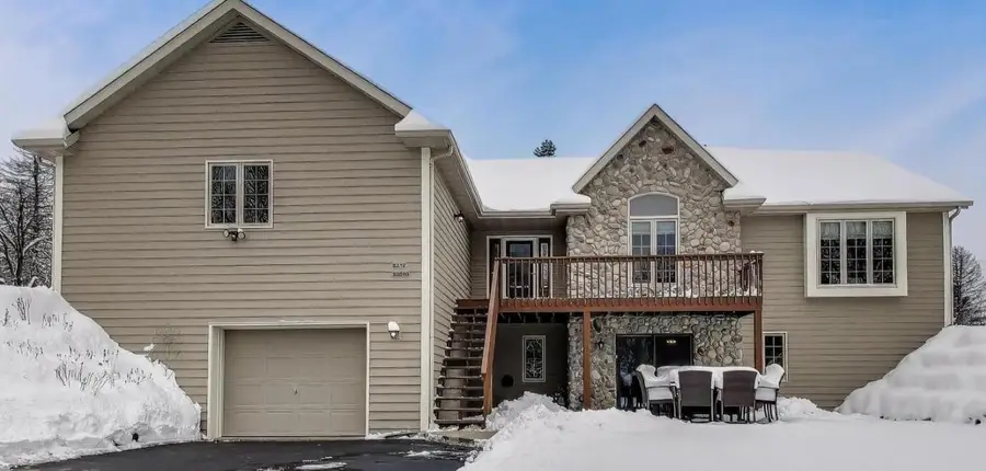 W312S8869 Cherokee PASS, Mukwonago, WI 53149 - Image #2