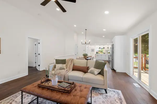 1005 Center STREET, Delavan, WI 53115