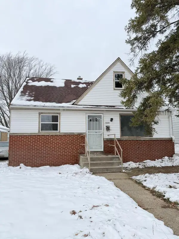 4340 W Eggert PLACE, Milwaukee, WI 53218