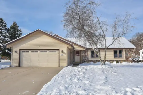 W234N6889 Salem DRIVE, Sussex, WI 53089