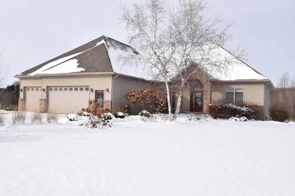 N6393 Tradewinds CIRCLE, Beaver Dam, WI 53916