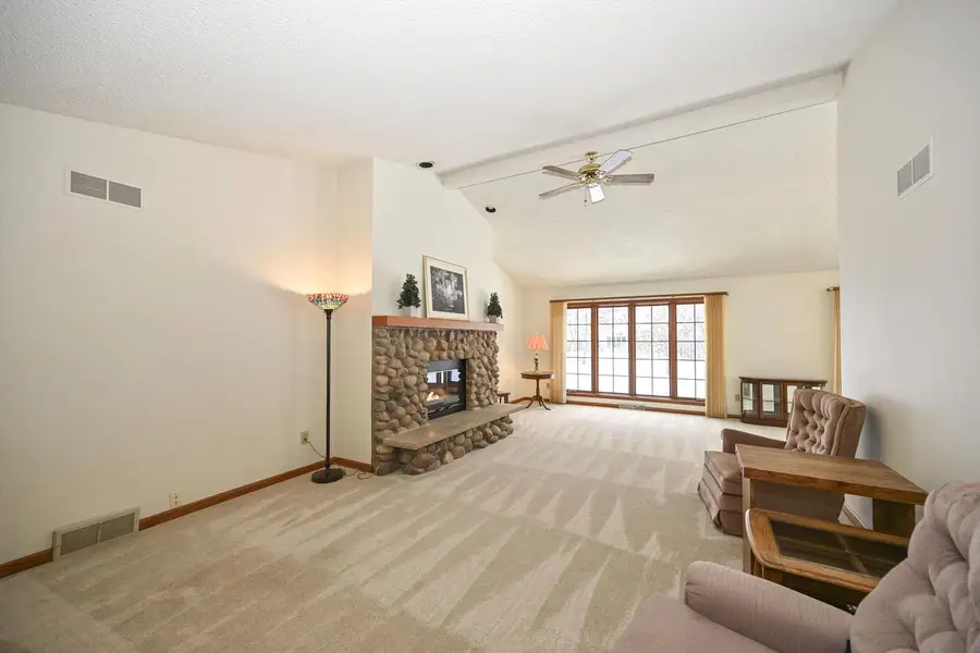 7713 W Terrace DRIVE, Franklin, WI 53132 - Image #3