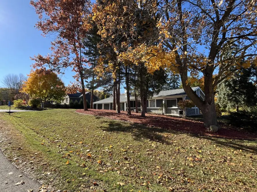 12102 220th AVENUE, Bristol, WI 53104 - Image #3