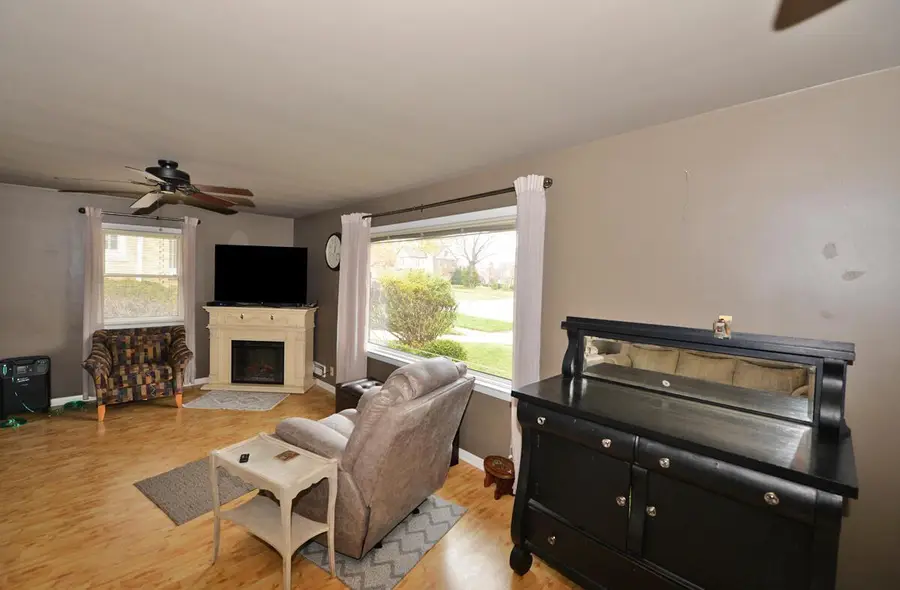 1036 Orchard STREET, Racine, WI 53405 - Image #3