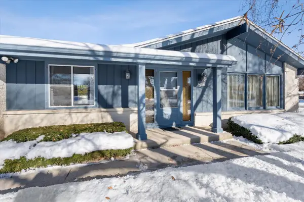 5502 W Silverleaf LANE, Brown Deer, WI 53223