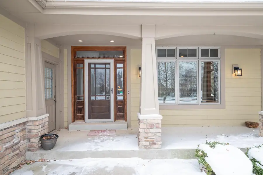 N54W16349 Westwind DRIVE, Menomonee Falls, WI 53051 - Image #2