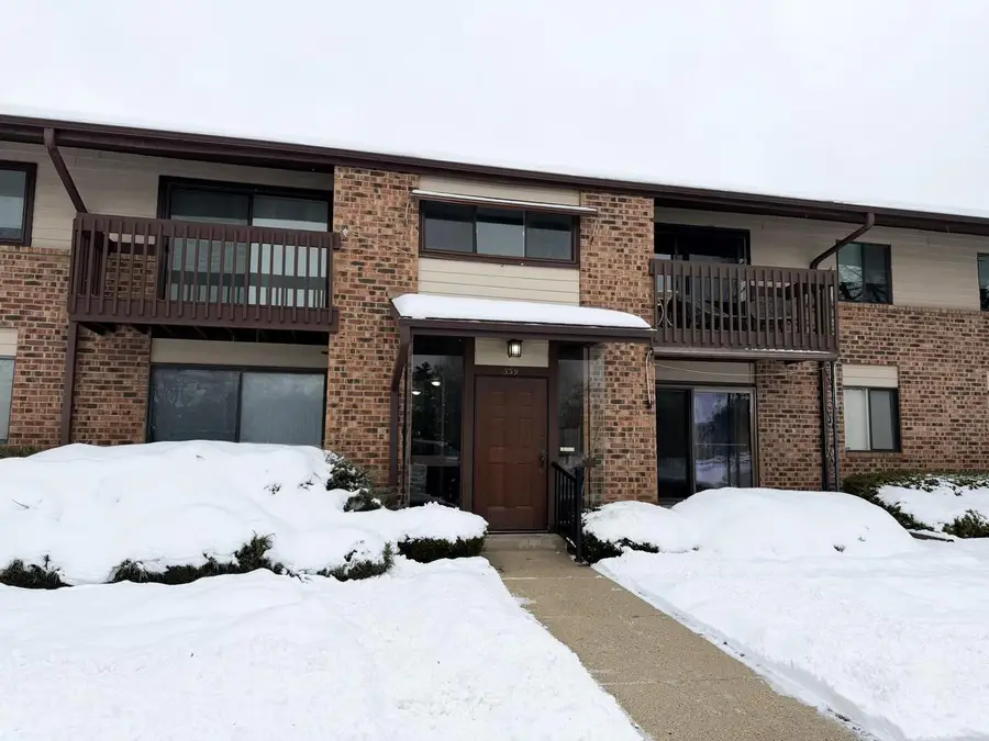 339 Park Hill DRIVE #H, Pewaukee, WI 53072 - Image #2