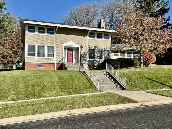 1011 Richards AVENUE, Watertown, WI 53094