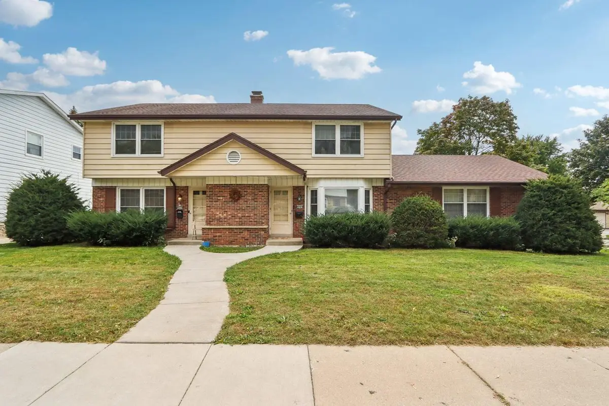 9239 W Morgan AVENUE, Milwaukee, WI 53228 - #1