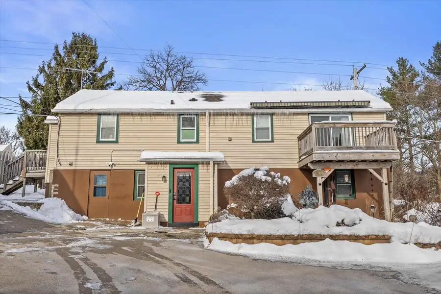 S30W29839 Sunset DRIVE, Waukesha, WI 53189 - Image #3