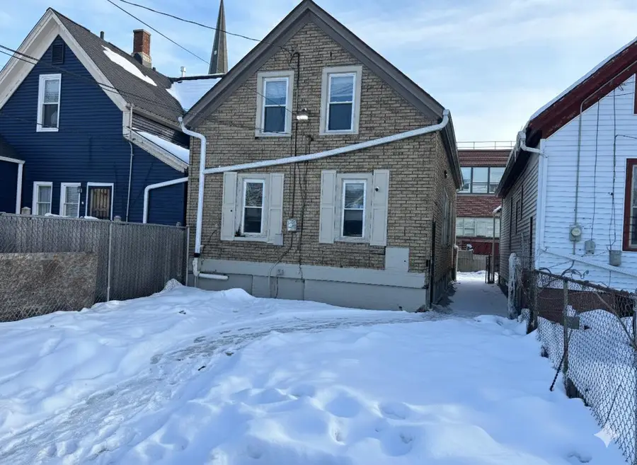 1425 N 24th PLACE, Milwaukee, WI 53205 - #2