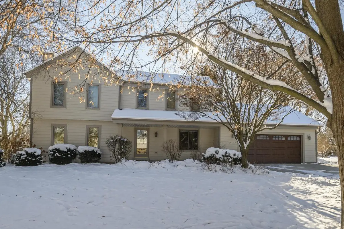 W281N7030 Huntington COURT, Hartland, WI 53029 - Image #1