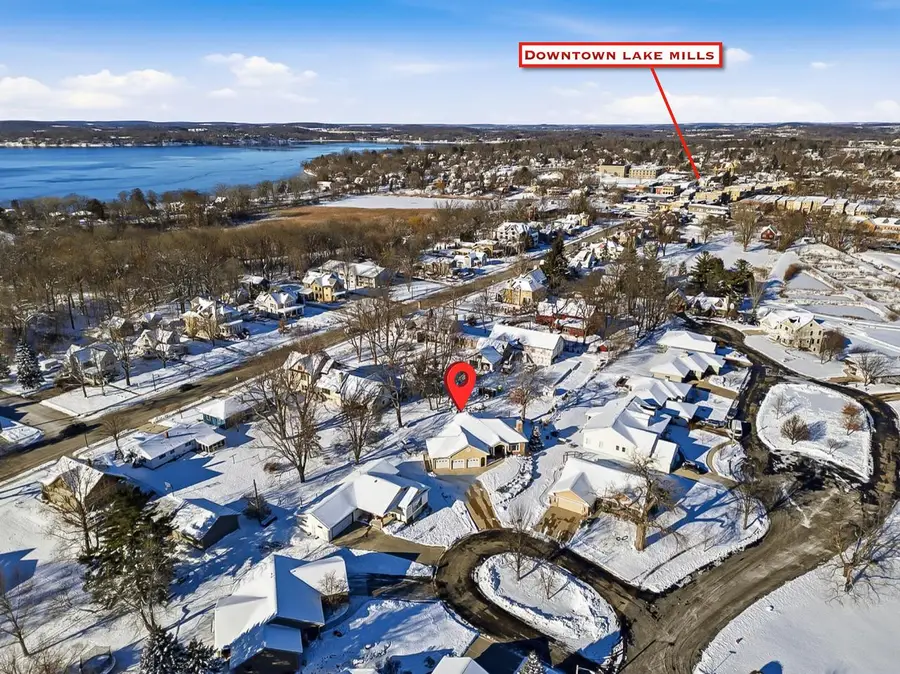 111 Bayfield COURT, Lake Mills, WI 53551 - Image #2