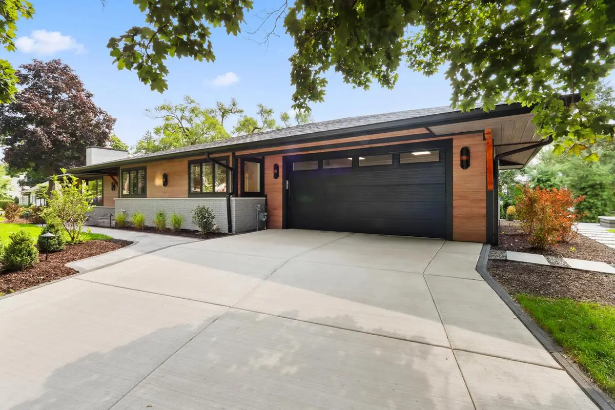 1600 Evergreen LANE, Lake Geneva, WI 53147 - Image #1