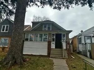 4415 N 36th STREET, Milwaukee, WI 53209