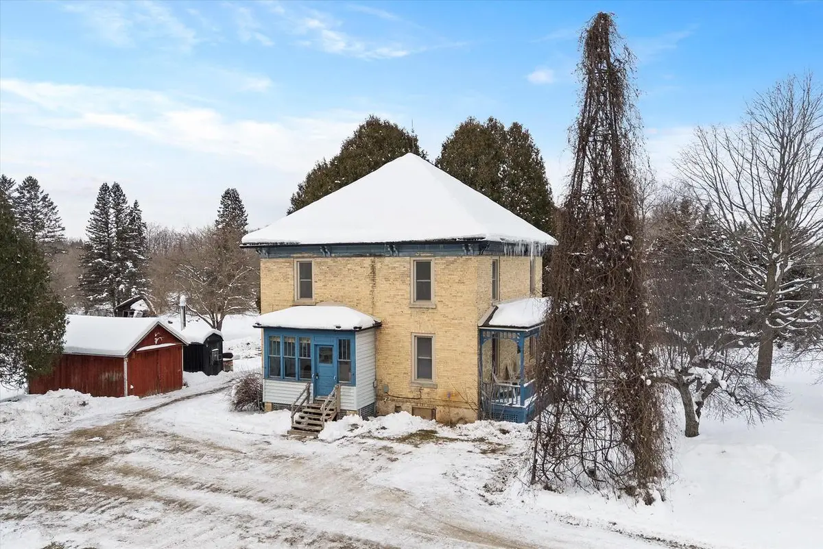 3661 Blue Goose ROAD, West Bend, WI 53095 - Image #1