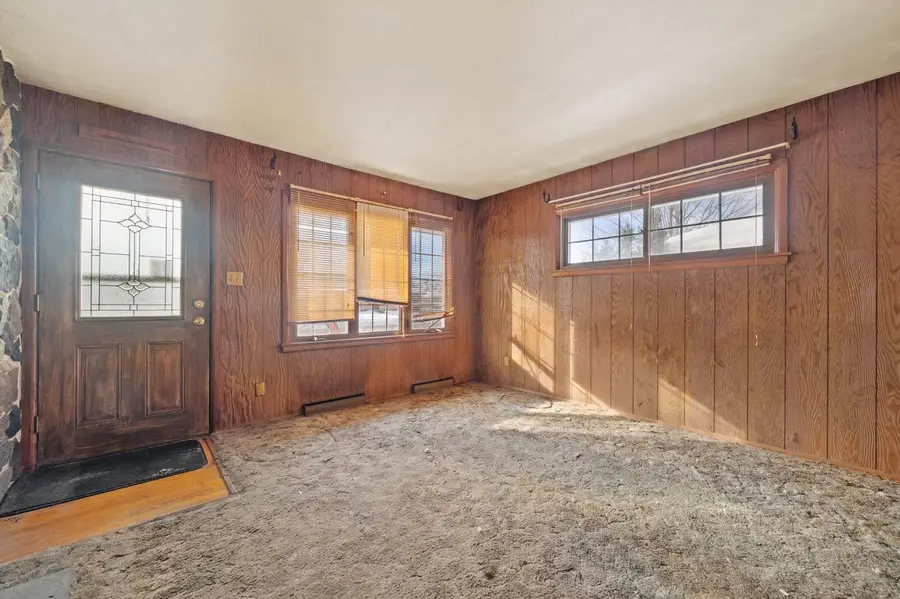 N88W14926 Jefferson AVENUE, Menomonee Falls, WI 53051 - Image #2