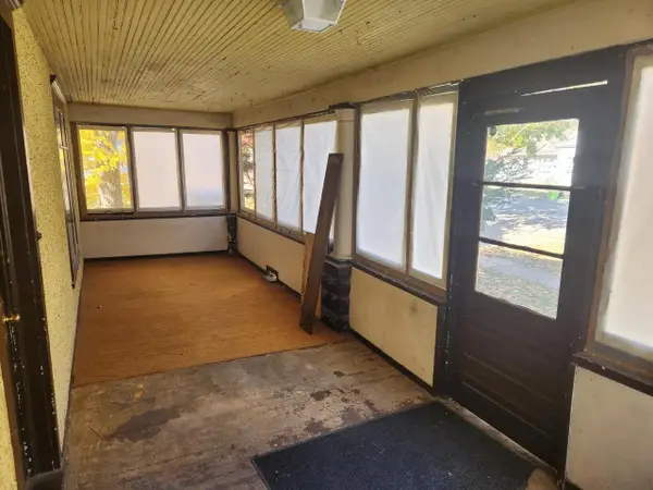 210 E Wisconsin STREET, Delavan, WI 53115