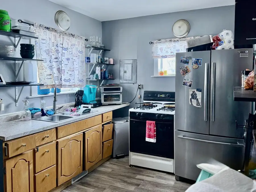 717 Hubbard STREET, Racine, WI 53402 - Image #2